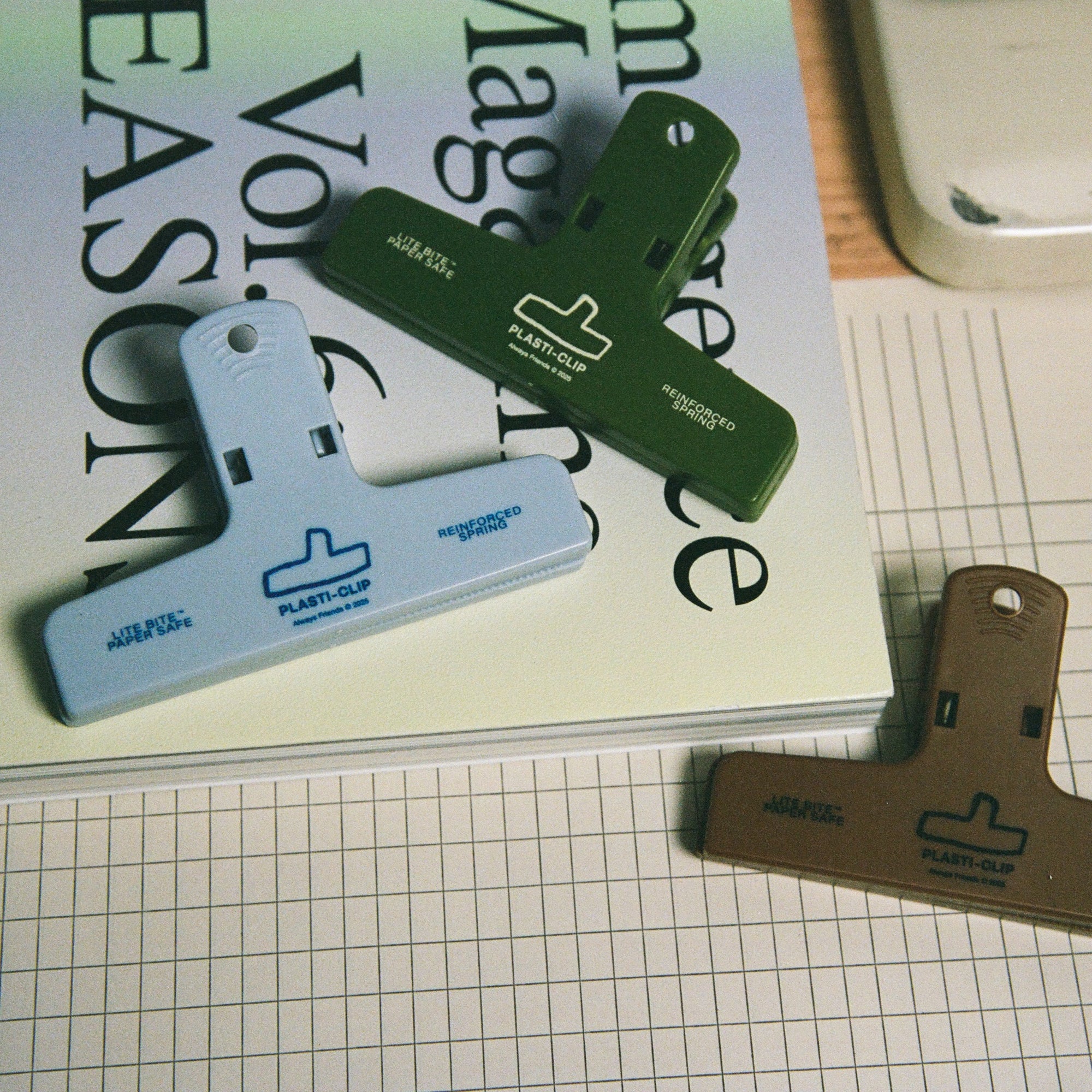 "Classic" Plasticlip - [8 Colours]